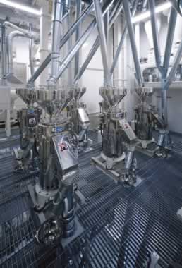 脱皮機 殻を剥く