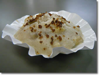 そば蒸しパンinさつまいも写真